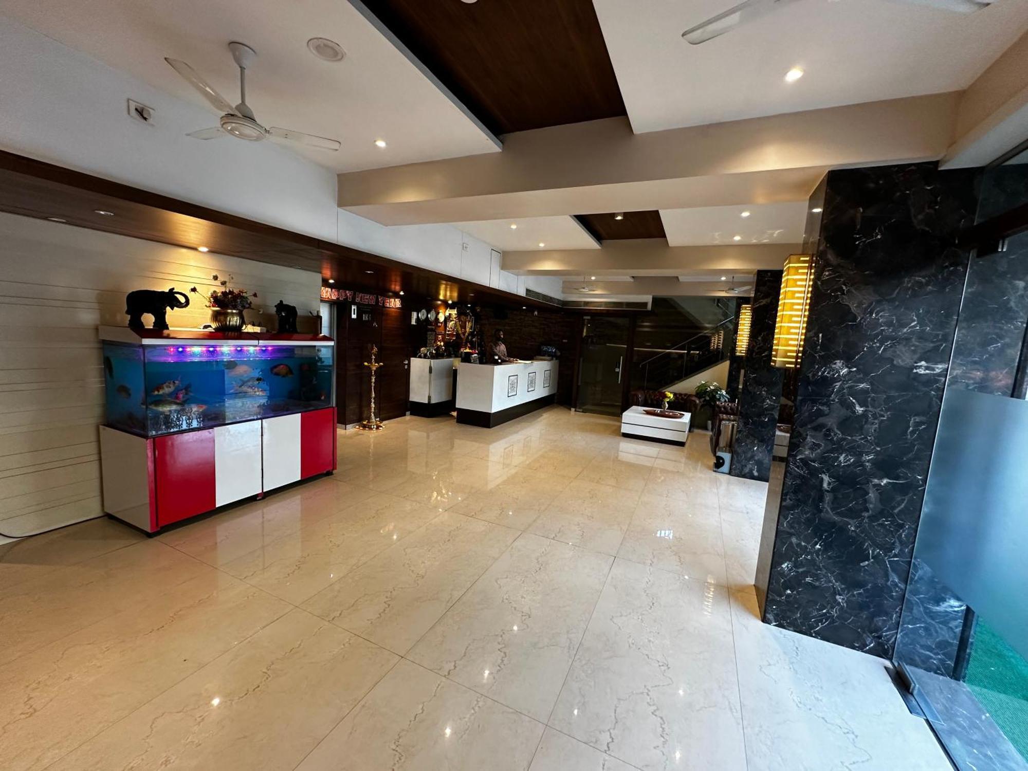 South Coast Hotel Wagle Estate Thane Exterior foto