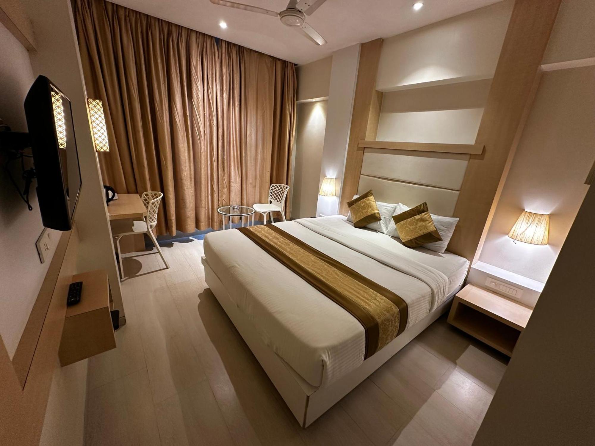 South Coast Hotel Wagle Estate Thane Exterior foto